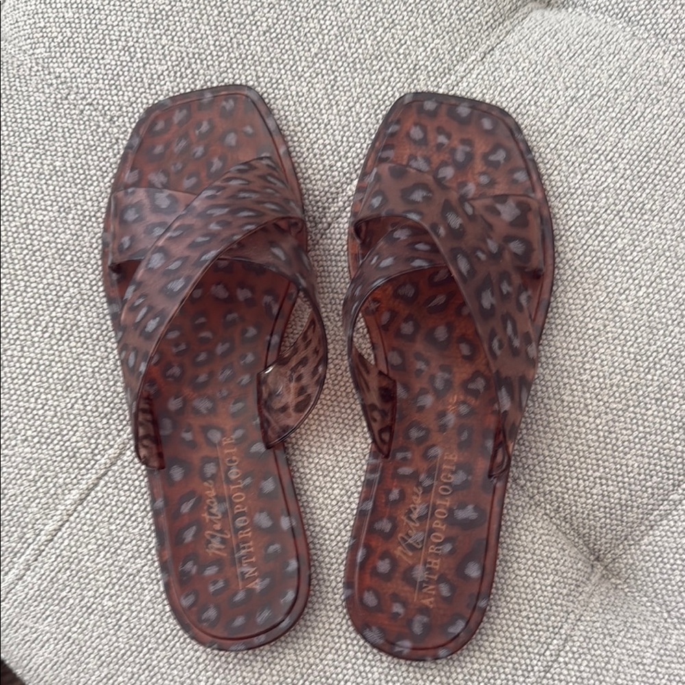 Taryn Rose Brown Slip-On Sandals with Glossy Finish
